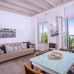 Zoe's - Modern By The Port & Karystos (Evia)