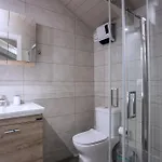 Apartment Zoe's - Modern By The Port & Karystos (Evia)