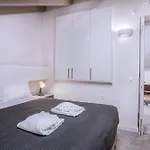 Zoe's - Modern By The Port & Karystos (Evia)