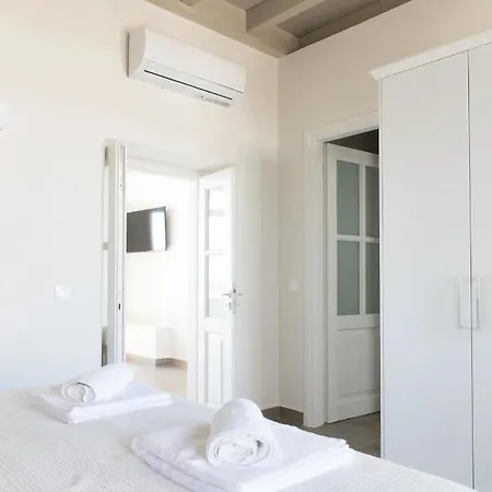 Zoe's - Modern By The Port & Apartamento Caristo
