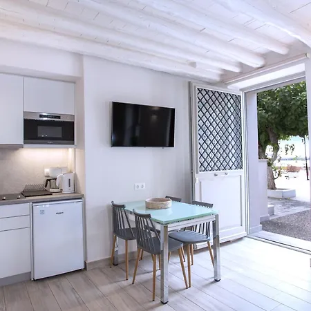 Zoe's - Modern By The Port & *