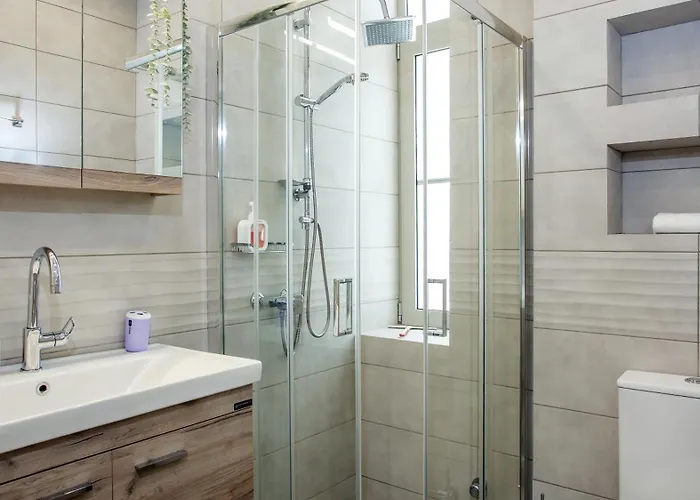 Zoe's - Modern By The Port & Appartamento