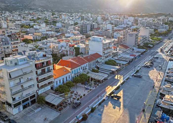 Zoe's - Modern By The Port & *